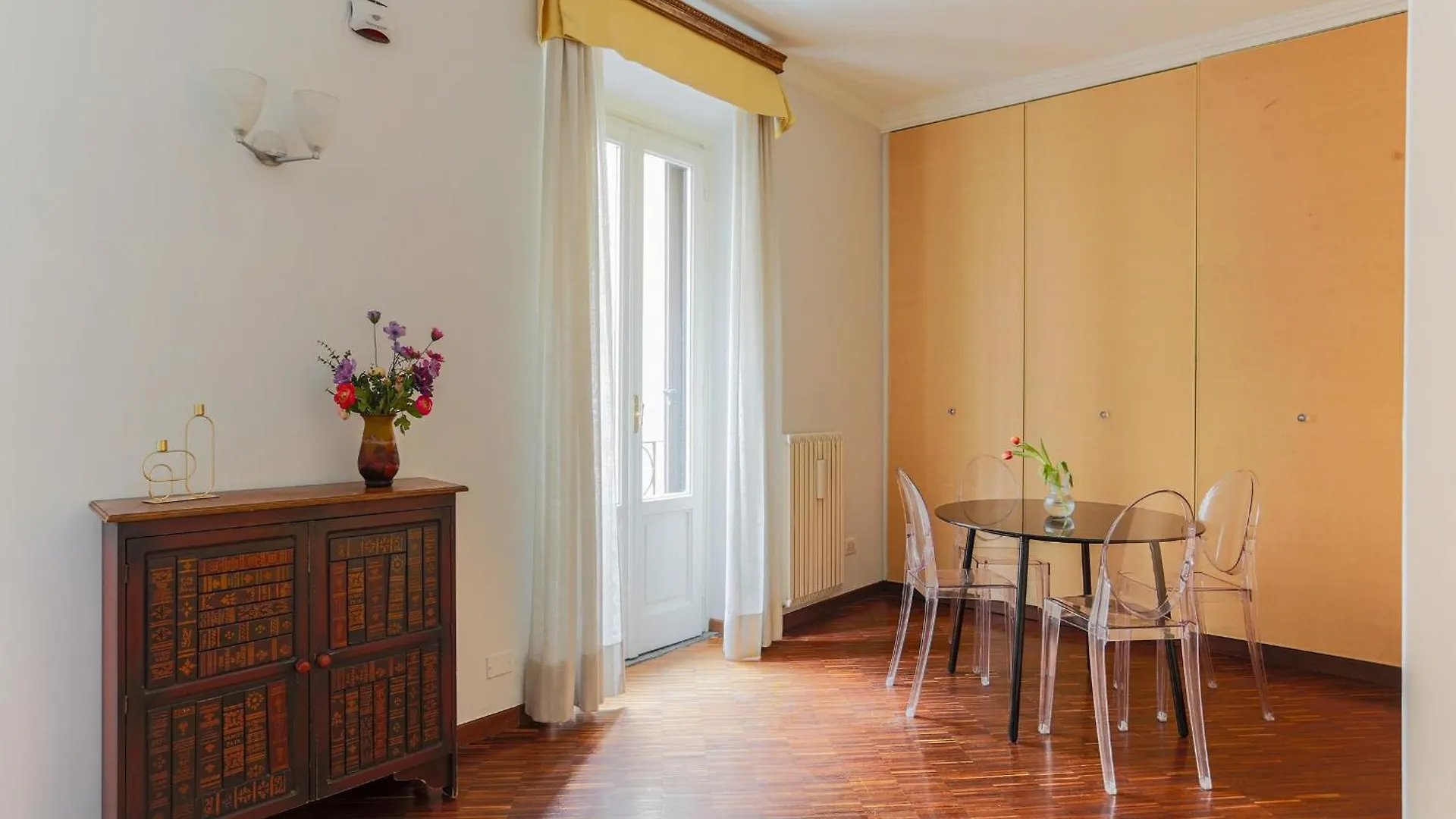 The Best Rent - Spacious One-Bedroom Apartment Near The Columns Of San Lorenzo Milan