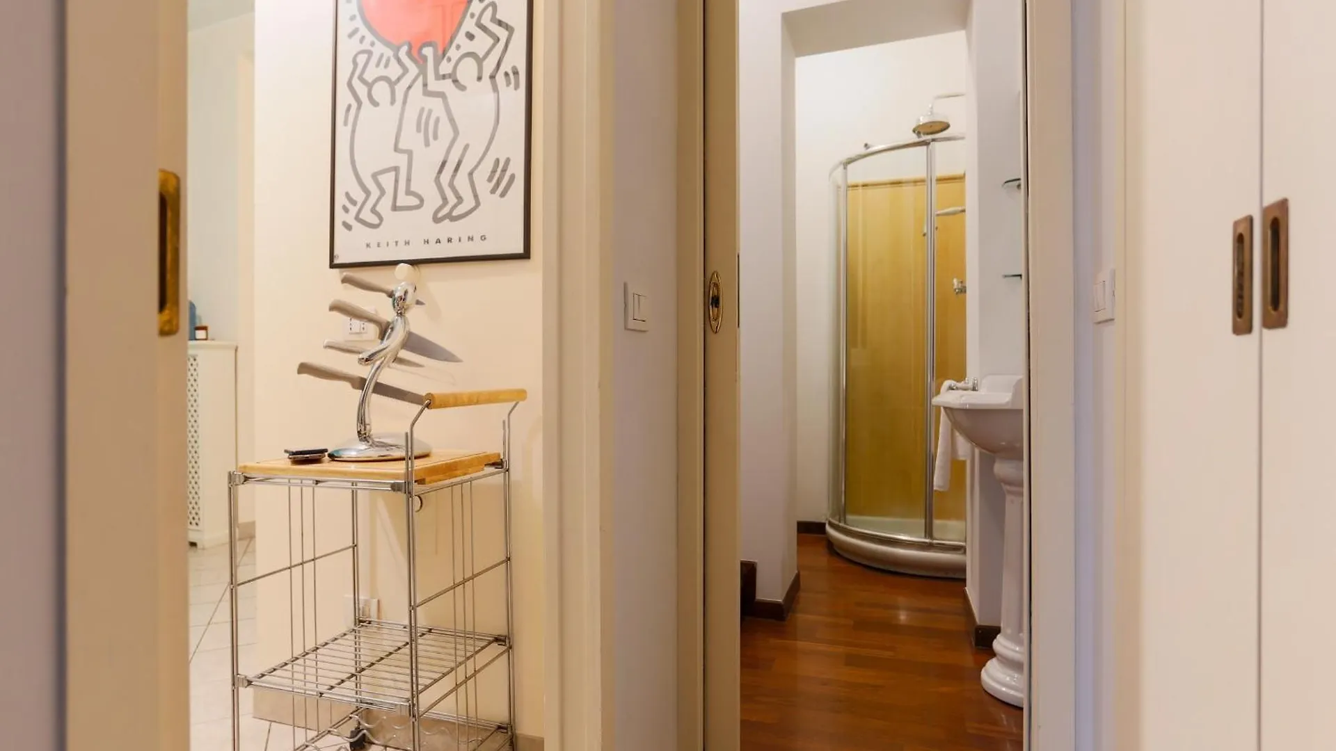The Best Rent - Spacious One-Bedroom Apartment Near The Columns Of San Lorenzo Milan