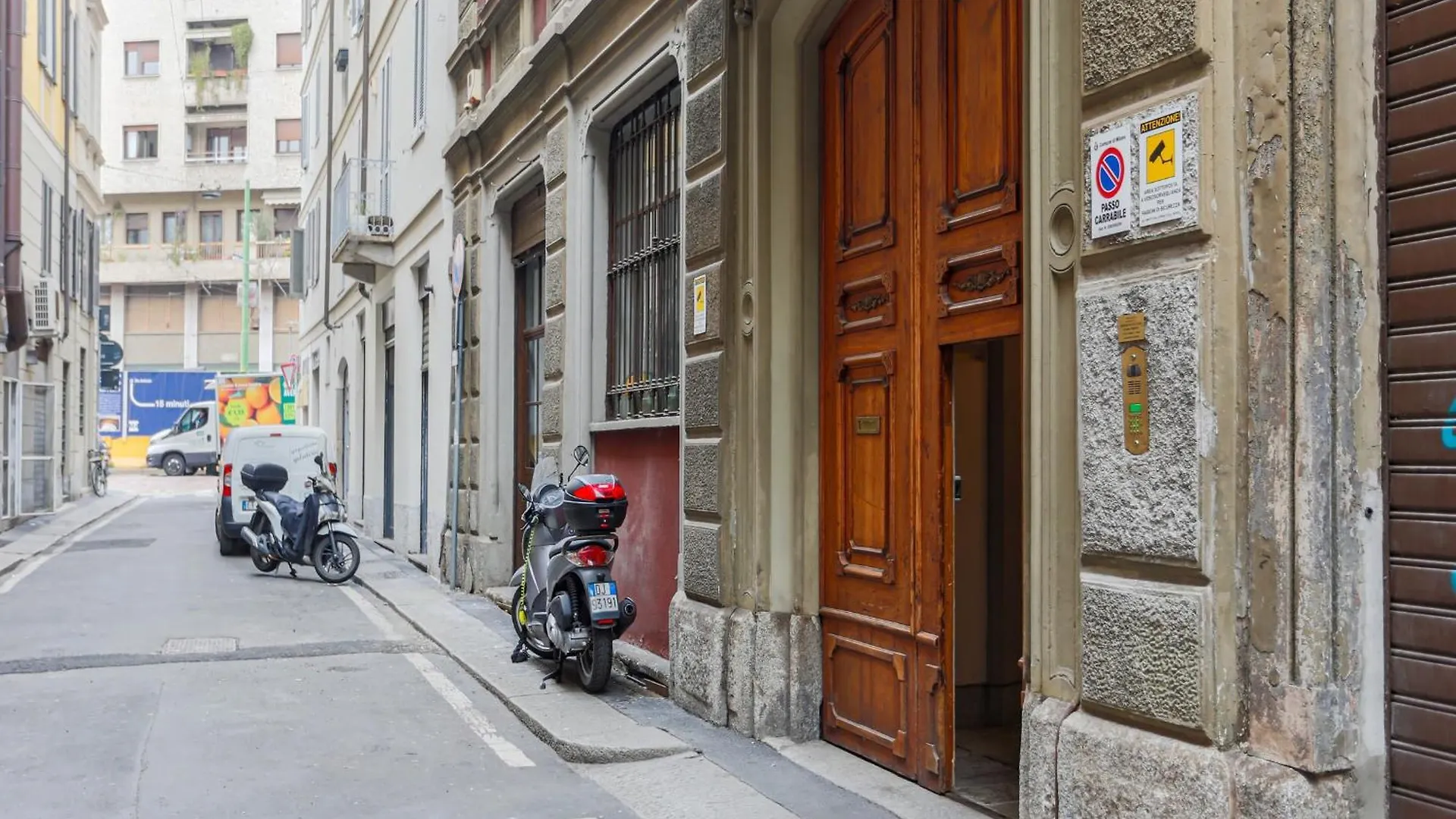 The Best Rent - Spacious One-Bedroom Apartment Near The Columns Of San Lorenzo Milan